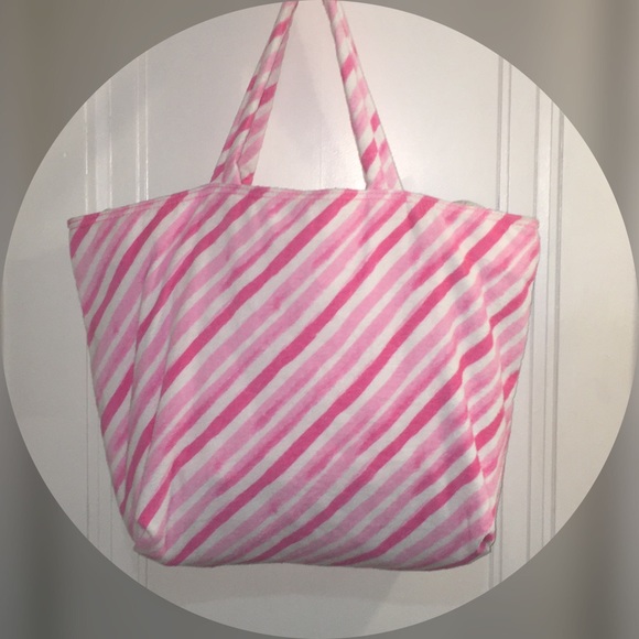 Lilly Pulitzer Destination Avalon Terry Tote - Picture 6 of 10
